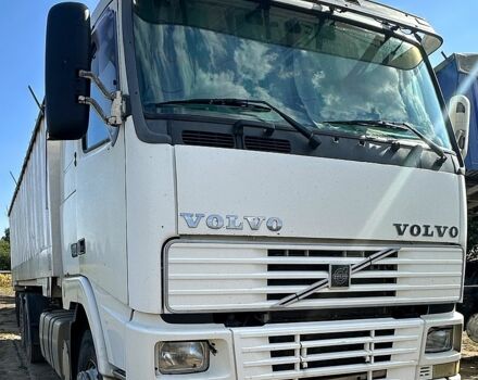 Белый Вольво ФХ, объемом двигателя 12.1 л и пробегом 0 тыс. км за 25000 $, фото 2 на Automoto.ua