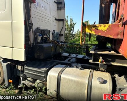 Білий Вольво FH, об'ємом двигуна 12.1 л та пробігом 183 тис. км за 28000 $, фото 1 на Automoto.ua