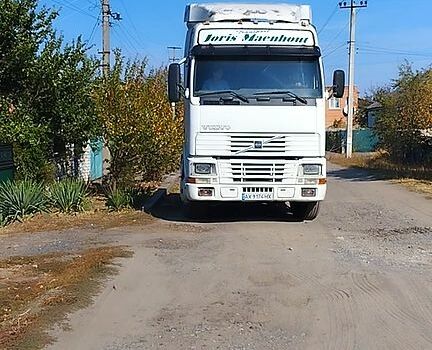 Белый Вольво ФХ, объемом двигателя 0.12 л и пробегом 793 тыс. км за 7000 $, фото 2 на Automoto.ua