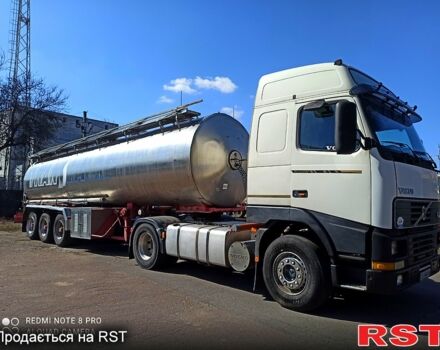 Белый Вольво ФХ, объемом двигателя 12.1 л и пробегом 1000 тыс. км за 8700 $, фото 2 на Automoto.ua