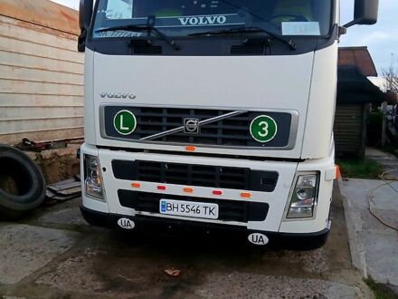 Білий Вольво FH, об'ємом двигуна 12.1 л та пробігом 0 тис. км за 7500 $, фото 1 на Automoto.ua