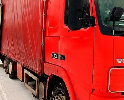 Красный Вольво ФХ, объемом двигателя 12 л и пробегом 1685 тыс. км за 15000 $, фото 1 на Automoto.ua