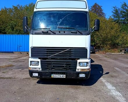 Вольво ФХ, объемом двигателя 12 л и пробегом 0 тыс. км за 4000 $, фото 1 на Automoto.ua