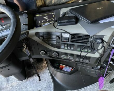 Вольво ФХ 2015 в Киеве на Automoto.ua Вольво ФХ, объемом двигателя 0 л и пробегом 0 тыс. км за 35000 $, фото 4 на Automoto.ua