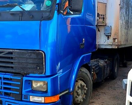 Синій Вольво FH, об'ємом двигуна 12.1 л та пробігом 111 тис. км за 6000 $, фото 1 на Automoto.ua