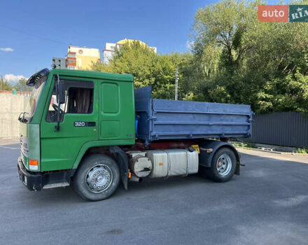 Зеленый Вольво FL 10, объемом двигателя 9.6 л и пробегом 795 тыс. км за 9700 $, фото 16 на Automoto.ua