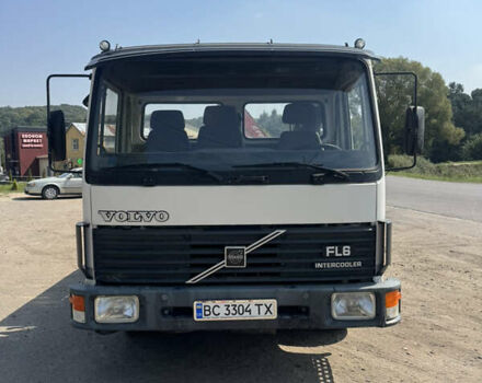 Білий Вольво FL 6, об'ємом двигуна 6.9 л та пробігом 137 тис. км за 17500 $, фото 2 на Automoto.ua