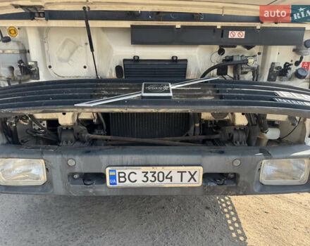 Білий Вольво FL 6, об'ємом двигуна 6.9 л та пробігом 137 тис. км за 17500 $, фото 36 на Automoto.ua