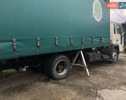 Белый Вольво FL 6, объемом двигателя 5.48 л и пробегом 650 тыс. км за 5900 $, фото 2 на Automoto.ua