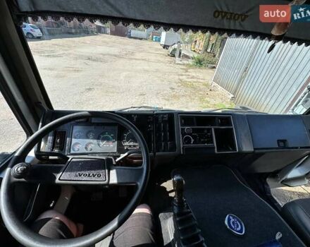 Белый Вольво FL 6, объемом двигателя 3.99 л и пробегом 503 тыс. км за 5800 $, фото 11 на Automoto.ua