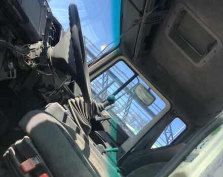 Білий Вольво FL 6, об'ємом двигуна 5.48 л та пробігом 668 тис. км за 6900 $, фото 14 на Automoto.ua