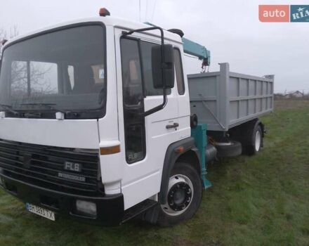 Білий Вольво FL 6, об'ємом двигуна 5.48 л та пробігом 980 тис. км за 25500 $, фото 24 на Automoto.ua