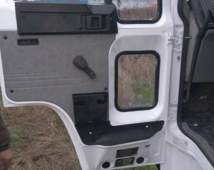 Білий Вольво FL 6, об'ємом двигуна 5.48 л та пробігом 980 тис. км за 25500 $, фото 19 на Automoto.ua