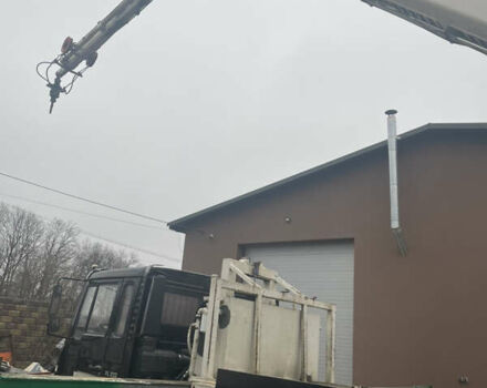 Вольво FL 6 2003 в Киеве на Automoto.ua Черный Вольво FL 6, объемом двигателя 4.75 л и пробегом 0 тыс. км за 45000 $, фото 13 на Automoto.ua