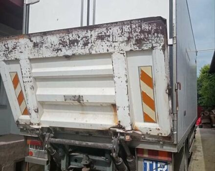 Красный Вольво FL 6, объемом двигателя 6 л и пробегом 439 тыс. км за 8500 $, фото 4 на Automoto.ua