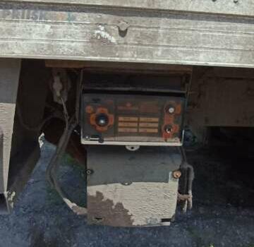 Вольво FL 6, об'ємом двигуна 5.5 л та пробігом 500 тис. км за 11000 $, фото 3 на Automoto.ua