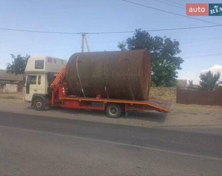 Жовтий Вольво FL 6, об'ємом двигуна 5.5 л та пробігом 638 тис. км за 25500 $, фото 1 на Automoto.ua