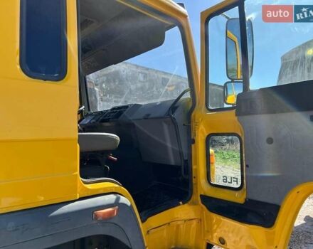 Зелений Вольво FL 6, об'ємом двигуна 5.5 л та пробігом 200 тис. км за 11500 $, фото 6 на Automoto.ua