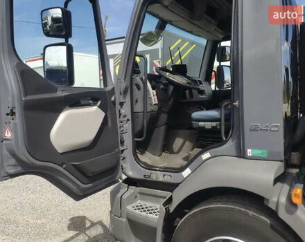 Сірий Вольво FL 7, об'ємом двигуна 7.1 л та пробігом 486 тис. км за 29900 $, фото 9 на Automoto.ua