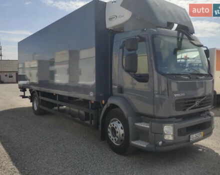 Сірий Вольво FL 7, об'ємом двигуна 7.1 л та пробігом 486 тис. км за 29900 $, фото 3 на Automoto.ua