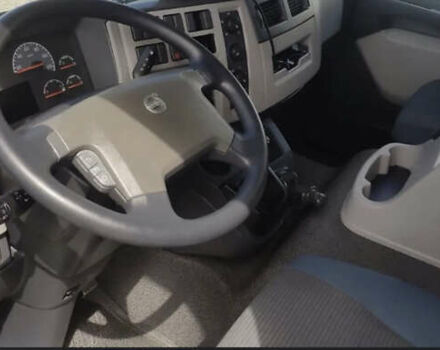 Серый Вольво FL 7, объемом двигателя 7.2 л и пробегом 487 тыс. км за 29900 $, фото 8 на Automoto.ua