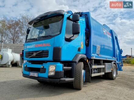 Синий Вольво FL 7, объемом двигателя 7.14 л и пробегом 100 тыс. км за 57139 $, фото 1 на Automoto.ua