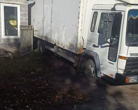 Білий Вольво ФЛЦ, об'ємом двигуна 3.99 л та пробігом 300 тис. км за 7500 $, фото 4 на Automoto.ua