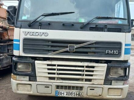 Белый Вольво FM 10, объемом двигателя 0 л и пробегом 409 тыс. км за 32000 $, фото 1 на Automoto.ua