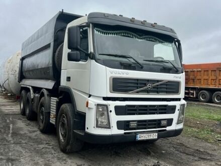 Белый Вольво FM 10, объемом двигателя 9.99 л и пробегом 800 тыс. км за 45000 $, фото 1 на Automoto.ua