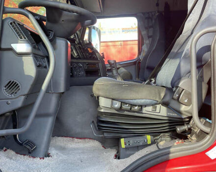 Красный Вольво FM 11, объемом двигателя 10.84 л и пробегом 14 тыс. км за 15900 $, фото 6 на Automoto.ua