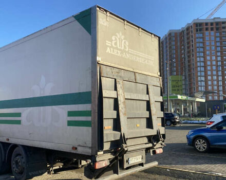 Зеленый Вольво FM 11, объемом двигателя 10.84 л и пробегом 780 тыс. км за 24999 $, фото 3 на Automoto.ua