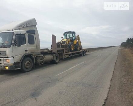 Белый Вольво ФМ 12, объемом двигателя 12 л и пробегом 320 тыс. км за 18500 $, фото 2 на Automoto.ua