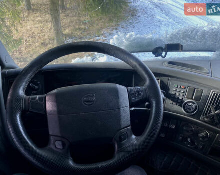 Белый Вольво ФМ 12, объемом двигателя 10.84 л и пробегом 1 тыс. км за 15000 $, фото 21 на Automoto.ua