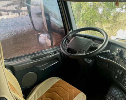 Белый Вольво ФМ 12, объемом двигателя 10.84 л и пробегом 1 тыс. км за 15500 $, фото 18 на Automoto.ua