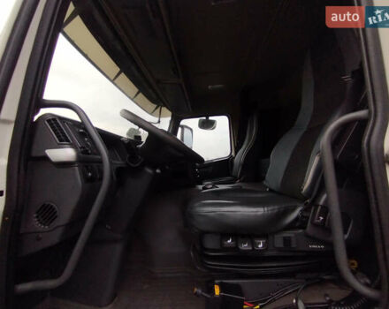 Білий Вольво ФМ 12, об'ємом двигуна 0 л та пробігом 490 тис. км за 44444 $, фото 30 на Automoto.ua