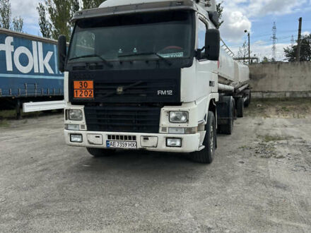 Вольво ФМ 12 1999 у Дніпро (Дніпропетровську) на Automoto.ua Білий Вольво ФМ 12, об'ємом двигуна 0 л та пробігом 900 тис. км за 11000 $, фото 1 на Automoto.ua