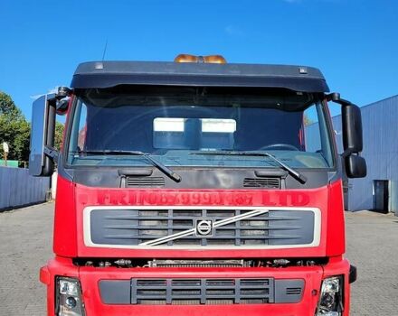 Красный Вольво ФМ 12, объемом двигателя 13 л и пробегом 830 тыс. км за 44800 $, фото 1 на Automoto.ua
