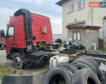 Червоний Вольво ФМ 12, об'ємом двигуна 0 л та пробігом 1000 тис. км за 5000 $, фото 1 на Automoto.ua