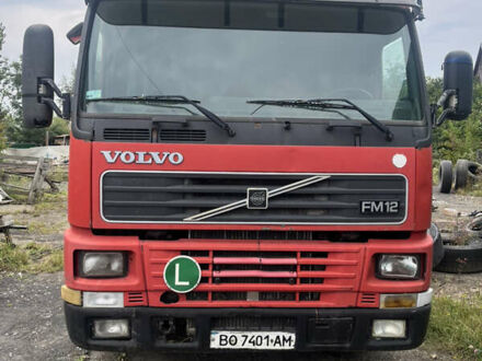 Червоний Вольво ФМ 12, об'ємом двигуна 0 л та пробігом 1000 тис. км за 5000 $, фото 1 на Automoto.ua