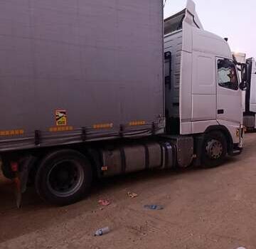 Вольво ФМ 12, объемом двигателя 0 л и пробегом 2 тыс. км за 16000 $, фото 3 на Automoto.ua