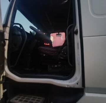 Вольво ФМ 12, объемом двигателя 0 л и пробегом 2 тыс. км за 16000 $, фото 7 на Automoto.ua