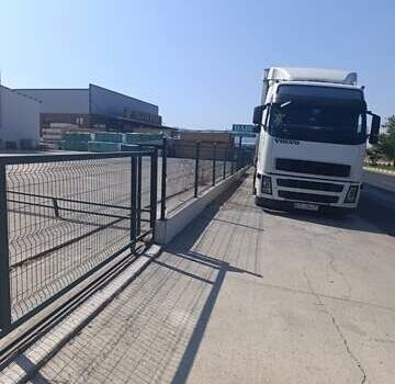 Вольво ФМ 12, объемом двигателя 0 л и пробегом 2 тыс. км за 16000 $, фото 1 на Automoto.ua