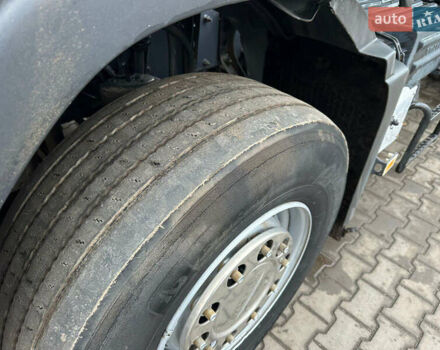 Серый Вольво ФМ 12, объемом двигателя 10.84 л и пробегом 893 тыс. км за 32996 $, фото 8 на Automoto.ua