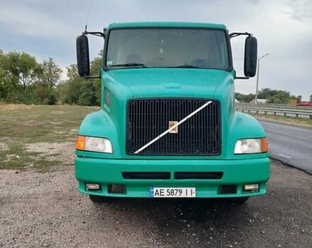 Зелений Вольво ФМ 12, об'ємом двигуна 12.7 л та пробігом 840 тис. км за 10500 $, фото 2 на Automoto.ua