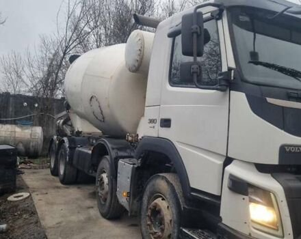 Білий Вольво FM 13, об'ємом двигуна 12.78 л та пробігом 181 тис. км за 67000 $, фото 2 на Automoto.ua