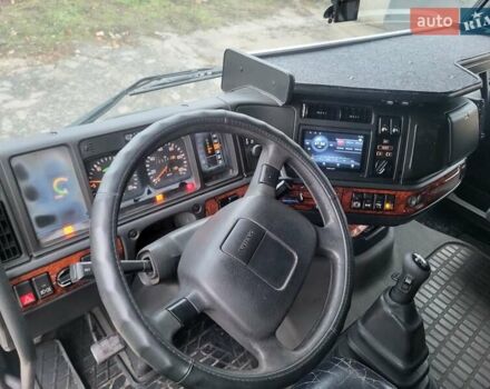 Білий Вольво FM 13, об'ємом двигуна 16.13 л та пробігом 960 тис. км за 36000 $, фото 17 на Automoto.ua