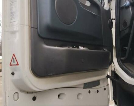 Белый Вольво FM 13, объемом двигателя 12.78 л и пробегом 129 тыс. км за 20500 $, фото 20 на Automoto.ua