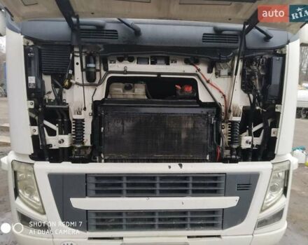 Белый Вольво FM 13, объемом двигателя 12.78 л и пробегом 129 тыс. км за 20500 $, фото 10 на Automoto.ua