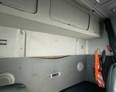 Білий Вольво FM 13, об'ємом двигуна 10.84 л та пробігом 870 тис. км за 16000 $, фото 17 на Automoto.ua