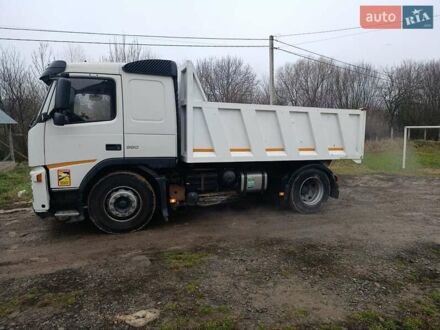 Белый Вольво FM 13, объемом двигателя 9.99 л и пробегом 7 тыс. км за 25000 $, фото 1 на Automoto.ua